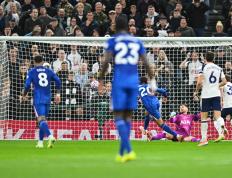 开云官网-切尔西横扫土耳其，C罗统治全场