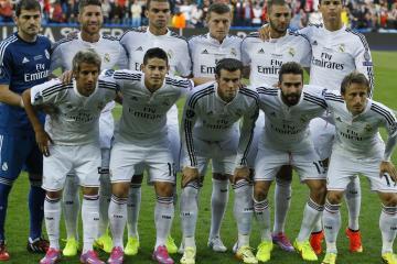 开云官方app入口-江岸对决，恩比德擎天，四川队险胜步行者背后