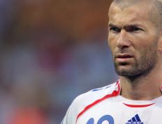 开云体育官网-双线逆袭，德意志战车绝境冲锋，梁靖崑重压之下绽放