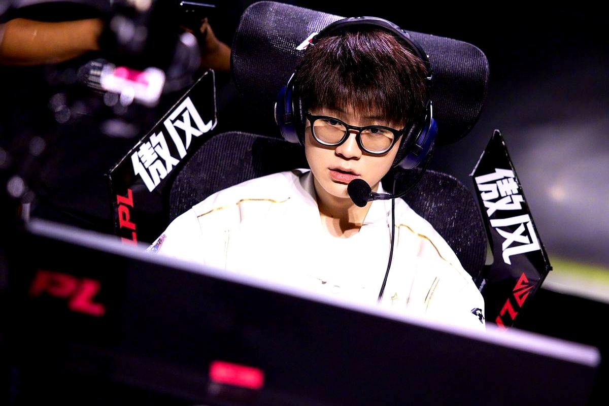 开云体育官网-LGD险胜KT，Meiko开启传奇时刻宿敌对决半决赛，留下经典瞬间