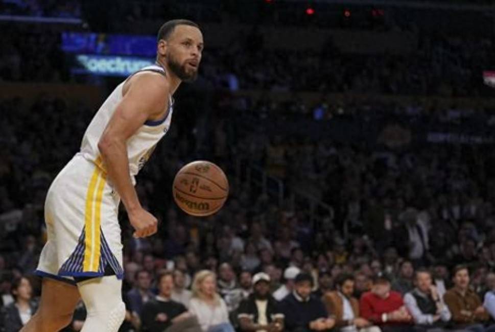 开云体育登录-篮网主场告负活塞，库里未能带领球队赢球