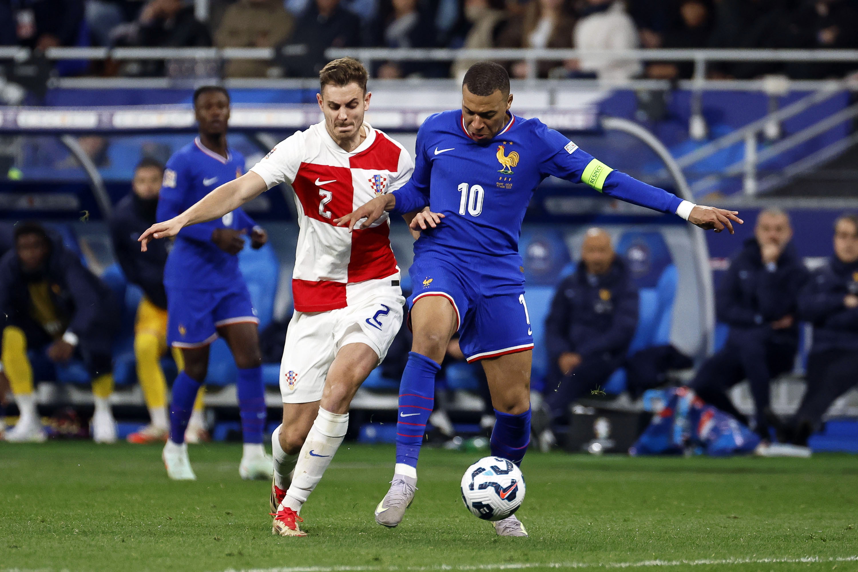 开云官方app入口-欧国联半决赛正鏖战中，看点十足！