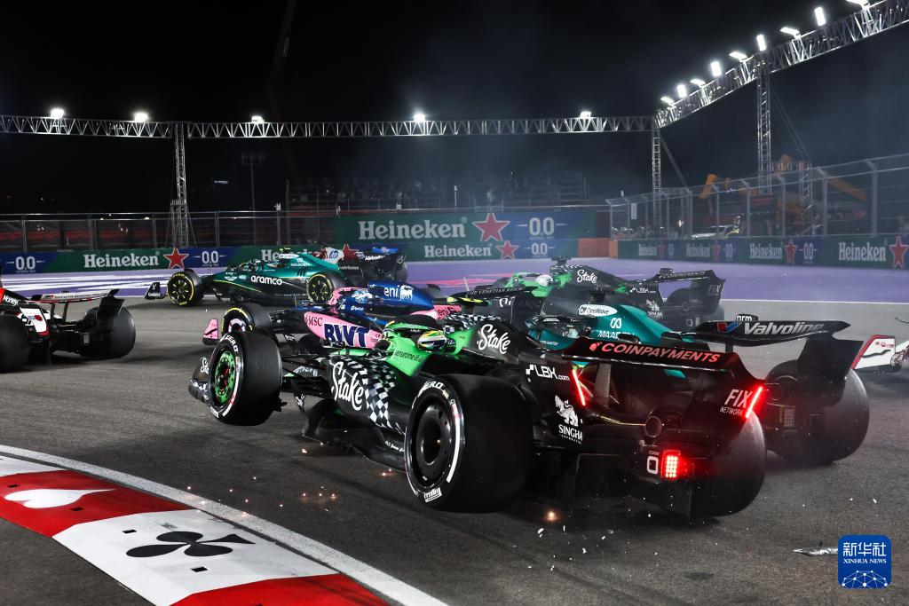 开云平台-索伯车队碾压梅赛德斯，维斯塔潘扛起全队的简单介绍
